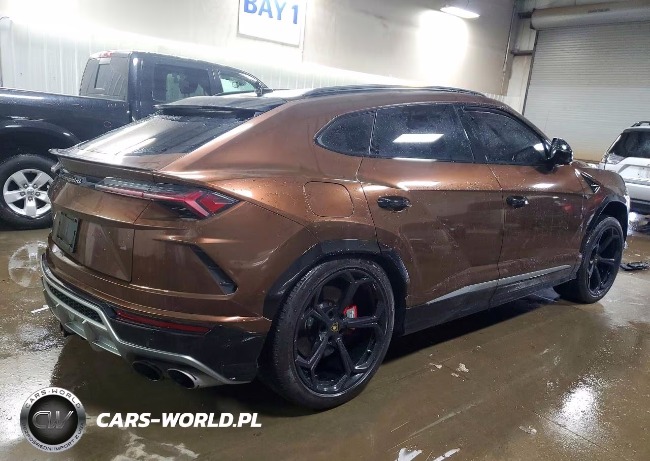 2020 Lamborghini Urus VIN:ZPBUA1ZL6LLA07919 - 3