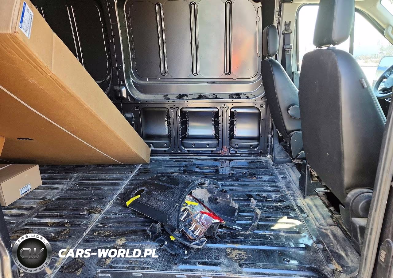 2020 Ford Transit T-250 VIN:1FTBR1CG2LKA74431 - 11