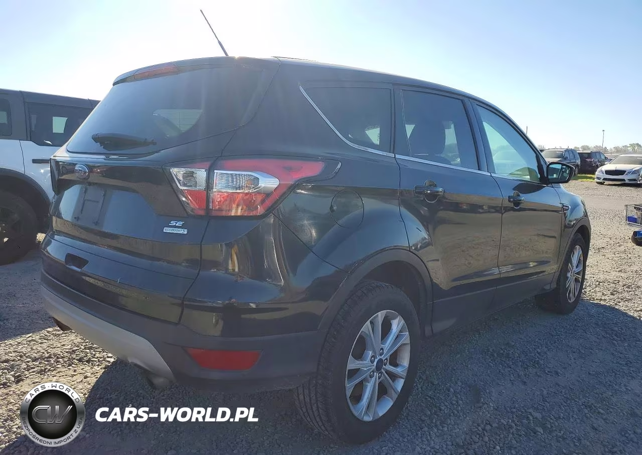 2017 Ford Escape Se VIN:1FMCU0GD4HUB82862 - 3