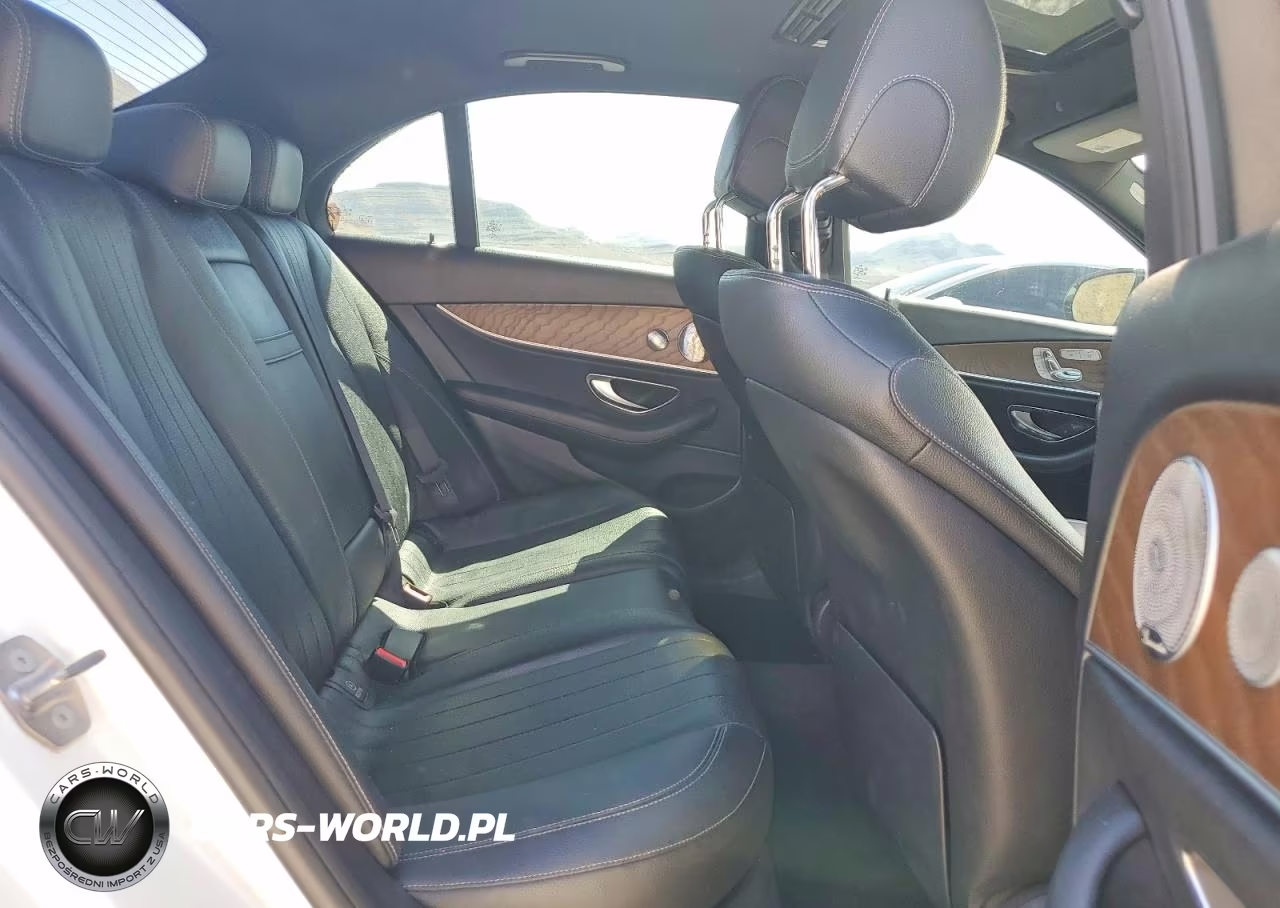 2018 Mercedes-Benz E 300 VIN:WDDZF4JB7JA442935 - 10