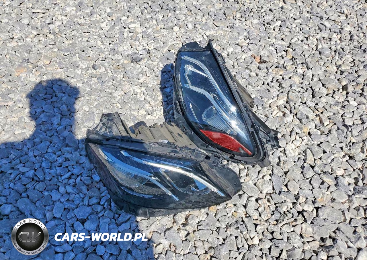 2018 Mercedes-Benz E 300 VIN:WDDZF4JB7JA442935 - 12