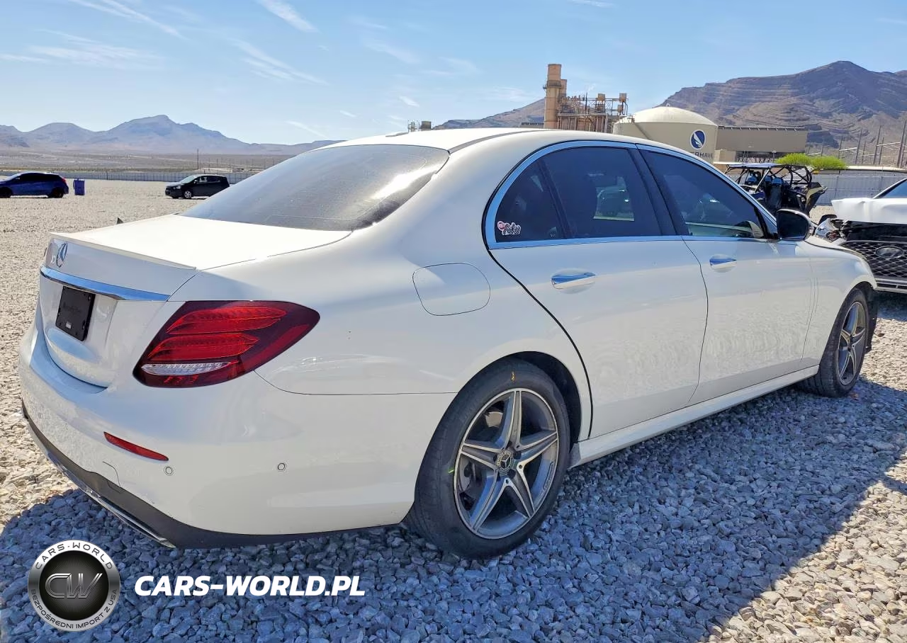 2018 Mercedes-Benz E 300 VIN:WDDZF4JB7JA442935 - 3