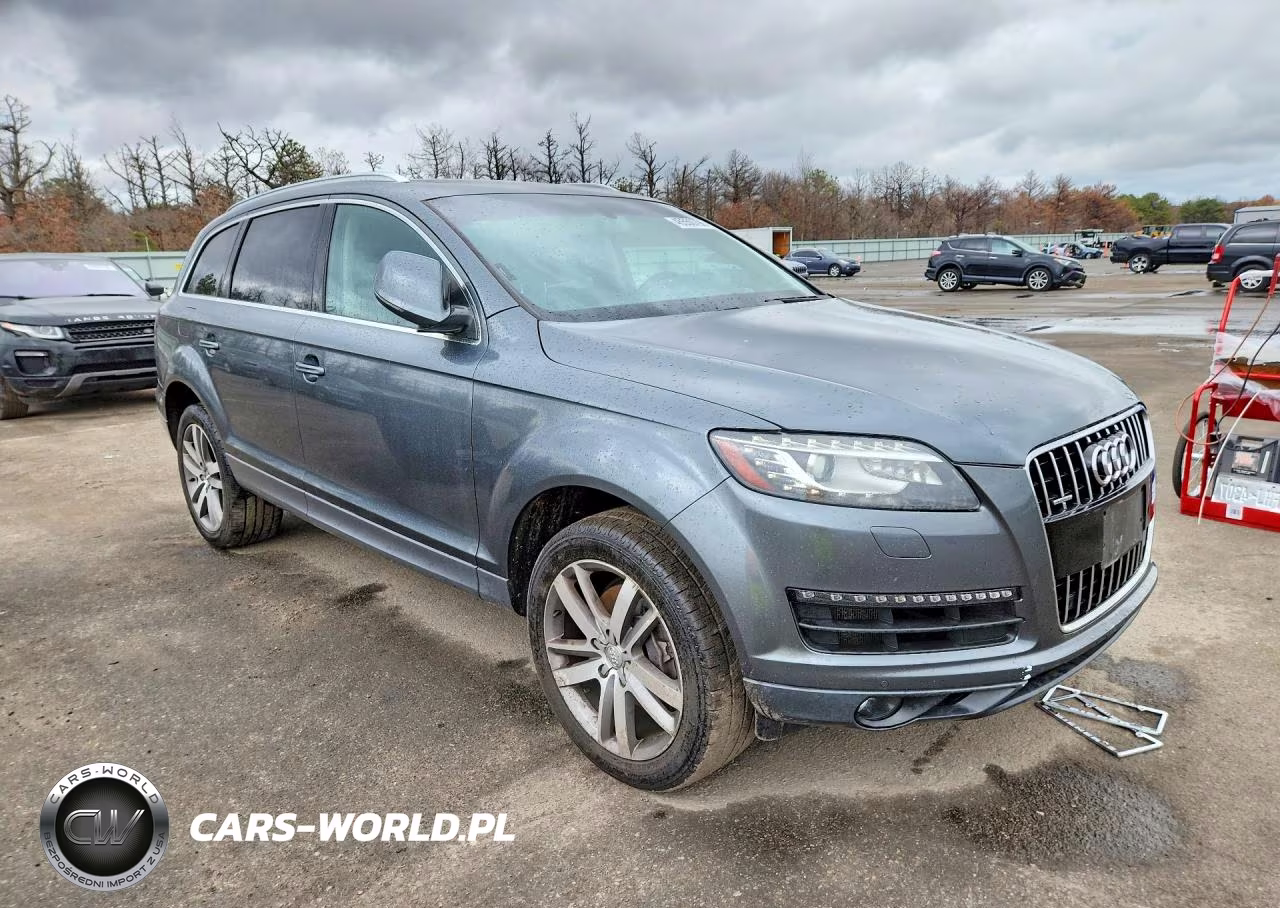 2013 Audi Q7 Premium Plus VIN:WA1LGAFEXDD015647 - 4