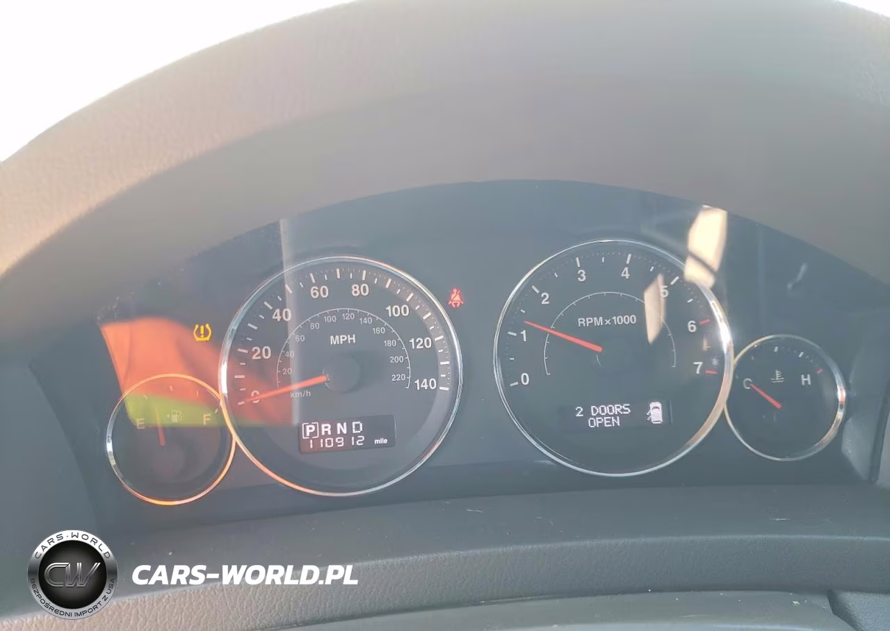 2009 Jeep Grand Cherokee Laredo VIN:1J8GS48K39C549105 - 9