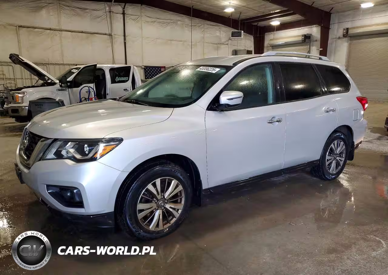 2018 Nissan Pathfinder S