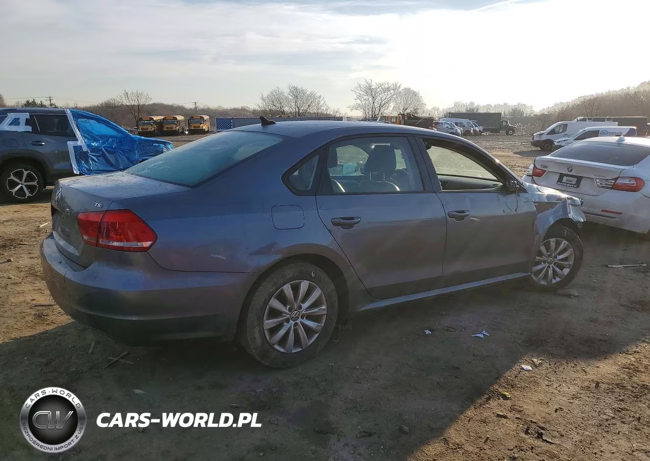 2015 Volkswagen Passat S VIN:1VWAT7A37FC012664 - 3