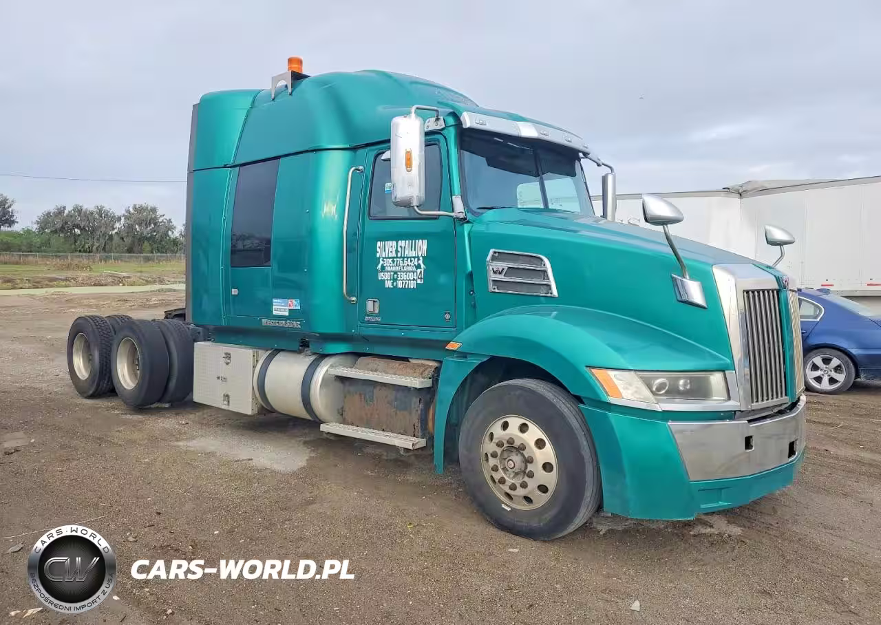 2017 Western Star 5700 Semi Truck
