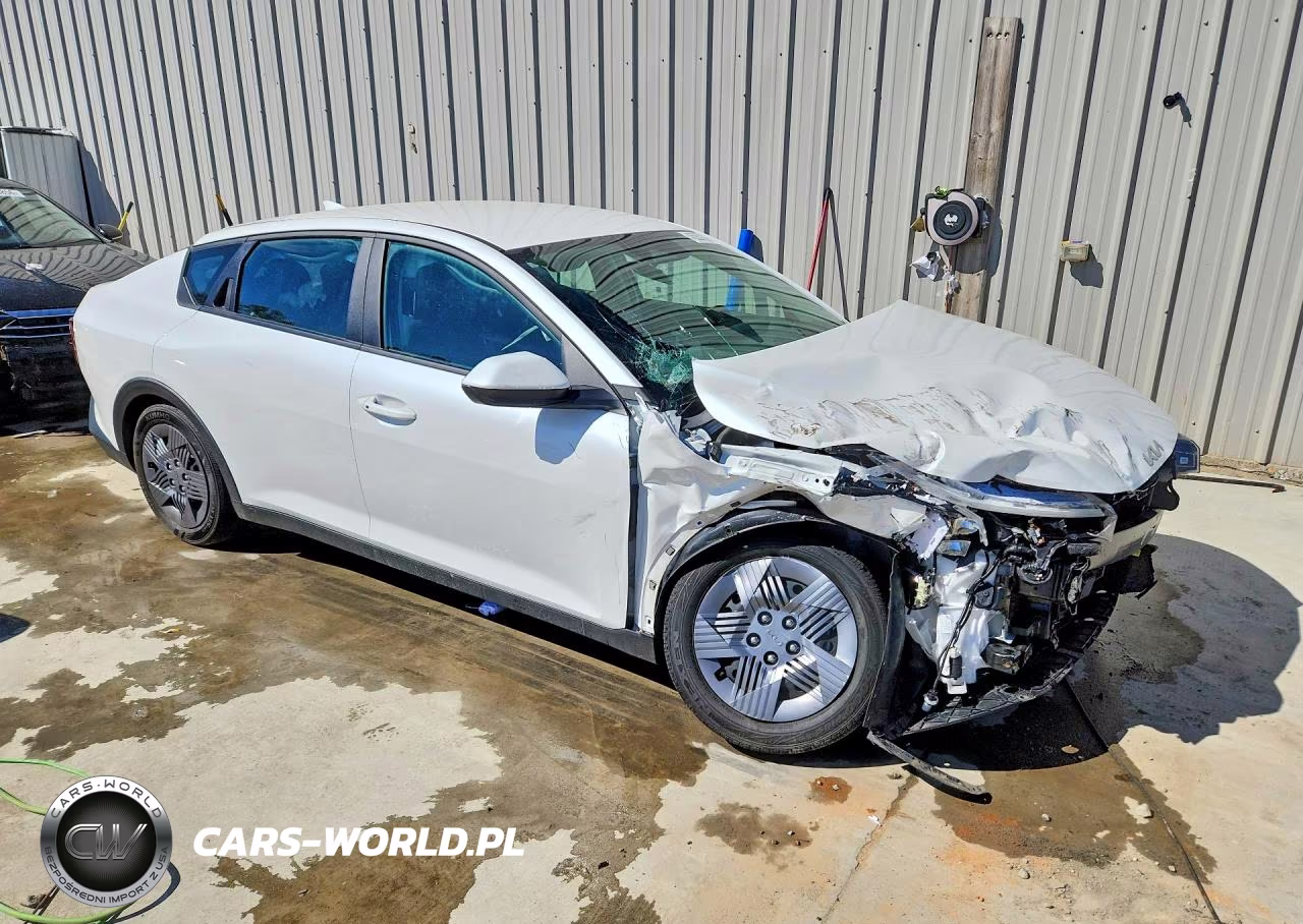 2025 Kia K4 Lx VIN:3KPFT4DE2SE157408 - 4