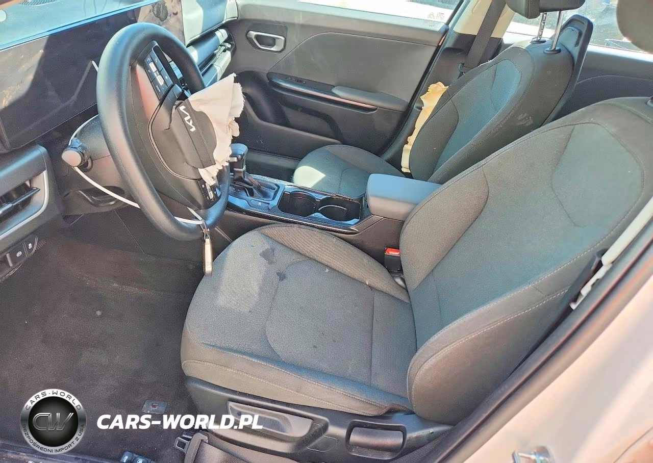 2025 Kia K4 Lx VIN:3KPFT4DE2SE157408 - 7