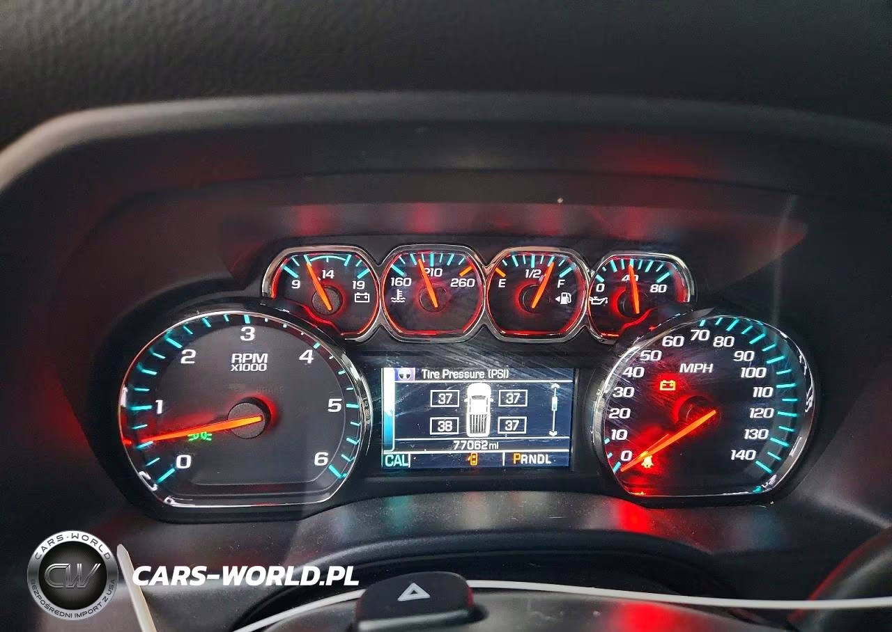 2018 Chevrolet Silverado C1500 Lt VIN:3GCPCREC9JG194733 - 9