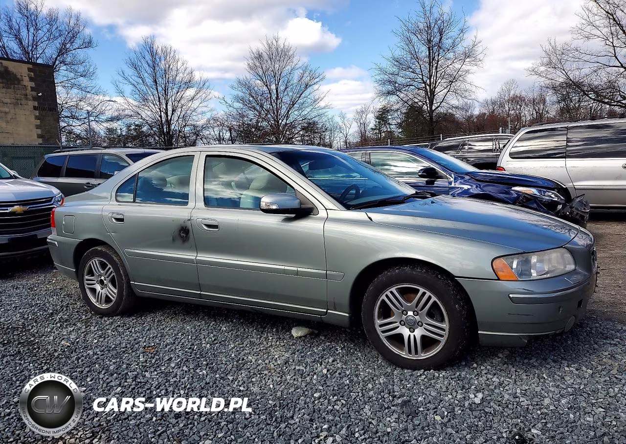 2008 Volvo S60 VIN:YV1RS592X82685721 - 4