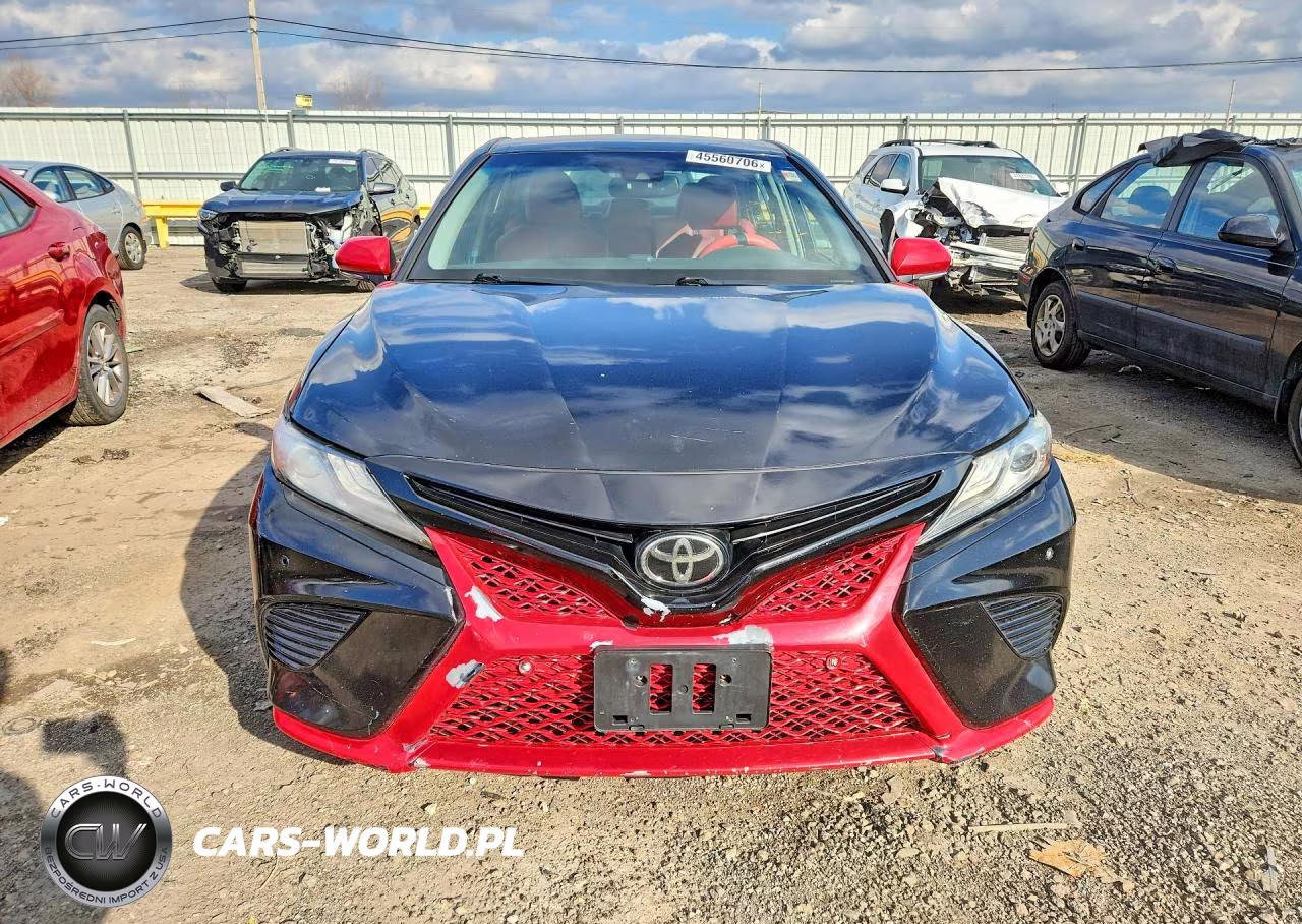 2018 Toyota Camry Xse VIN:4T1B61HK2JU109942 - 5