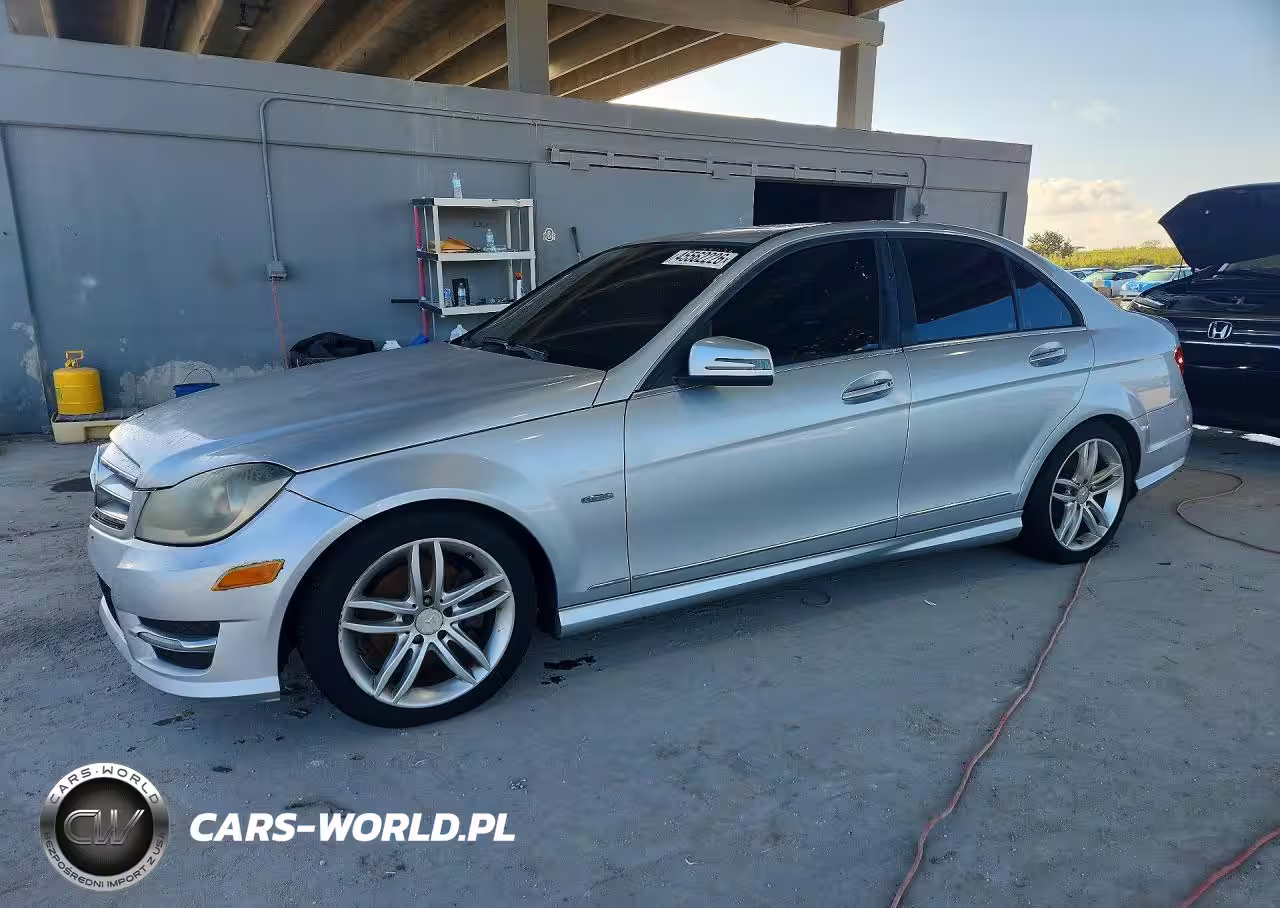 2012 Mercedes-Benz C 250