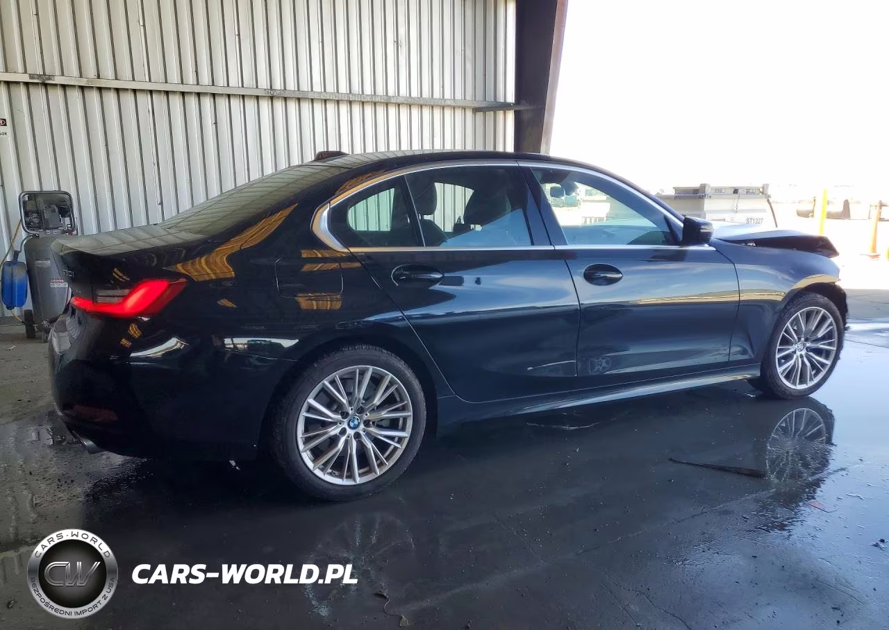 2024 BMW 330I VIN:3MW69FF03R8E14738 - 3