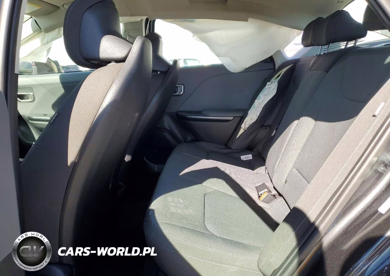 2025 Kia K4 Lxs VIN:3KPFT4DE4SE178731 - 10