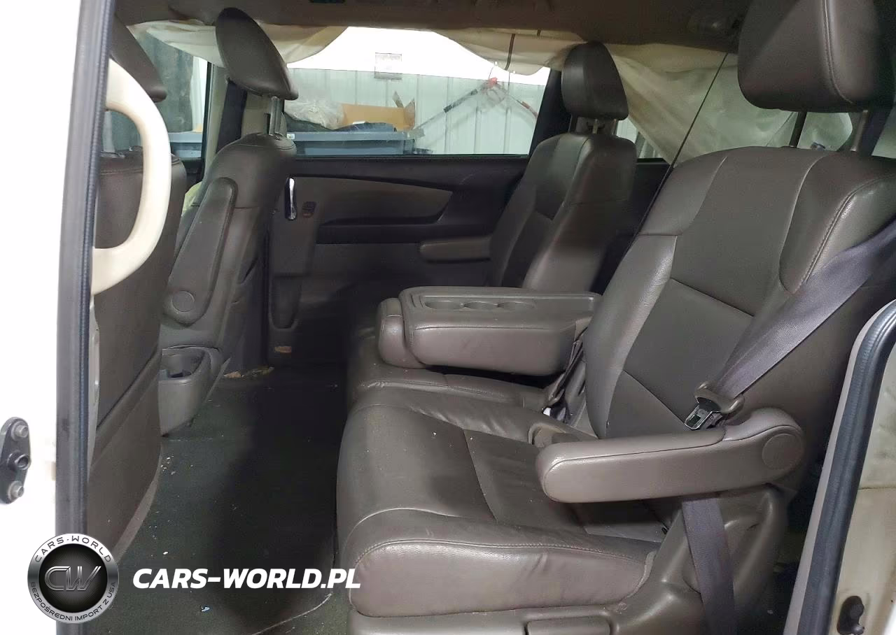 2014 Honda Odyssey Touring VIN:5FNRL5H98EB114951 - 10