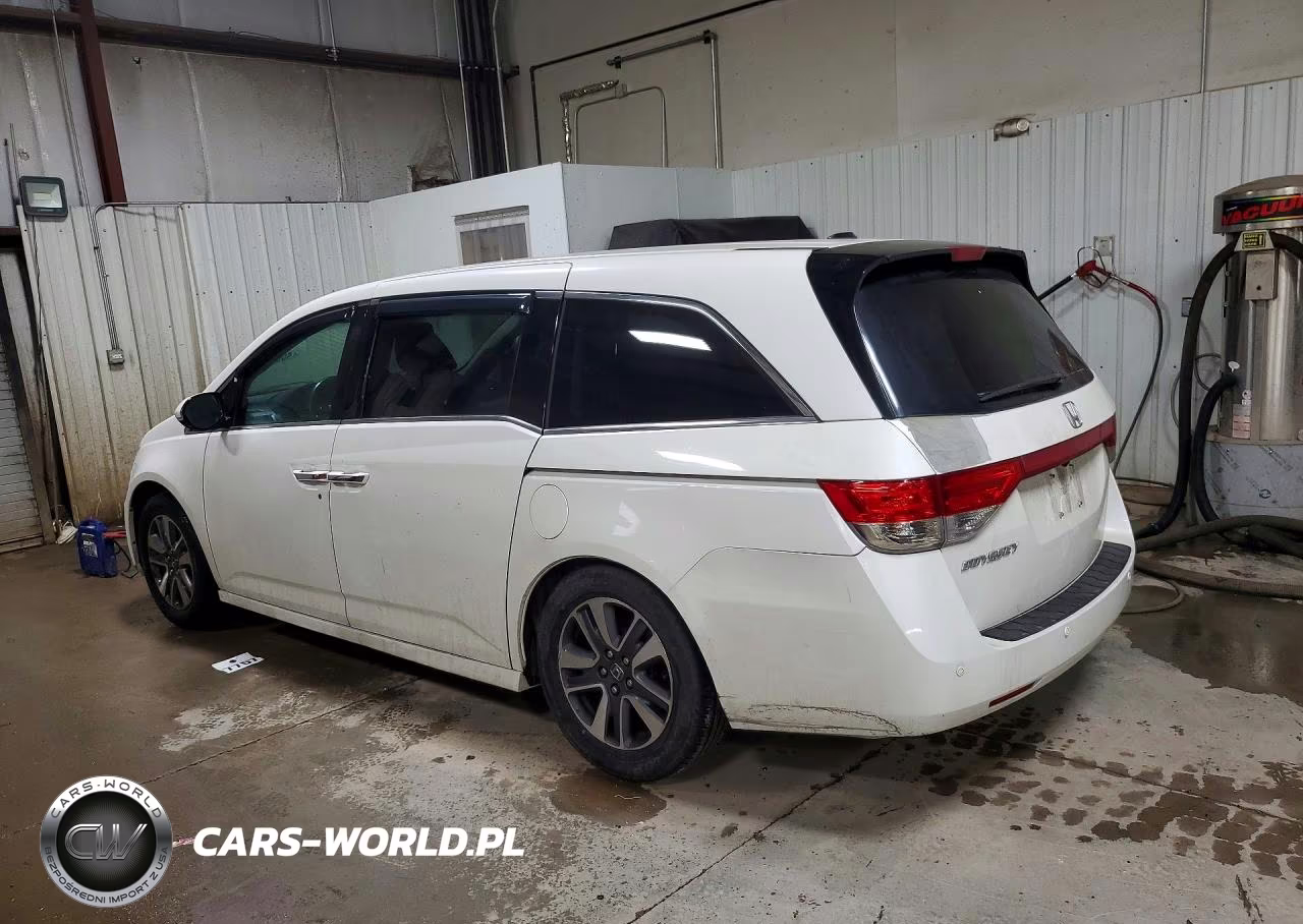 2014 Honda Odyssey Touring VIN:5FNRL5H98EB114951 - 2
