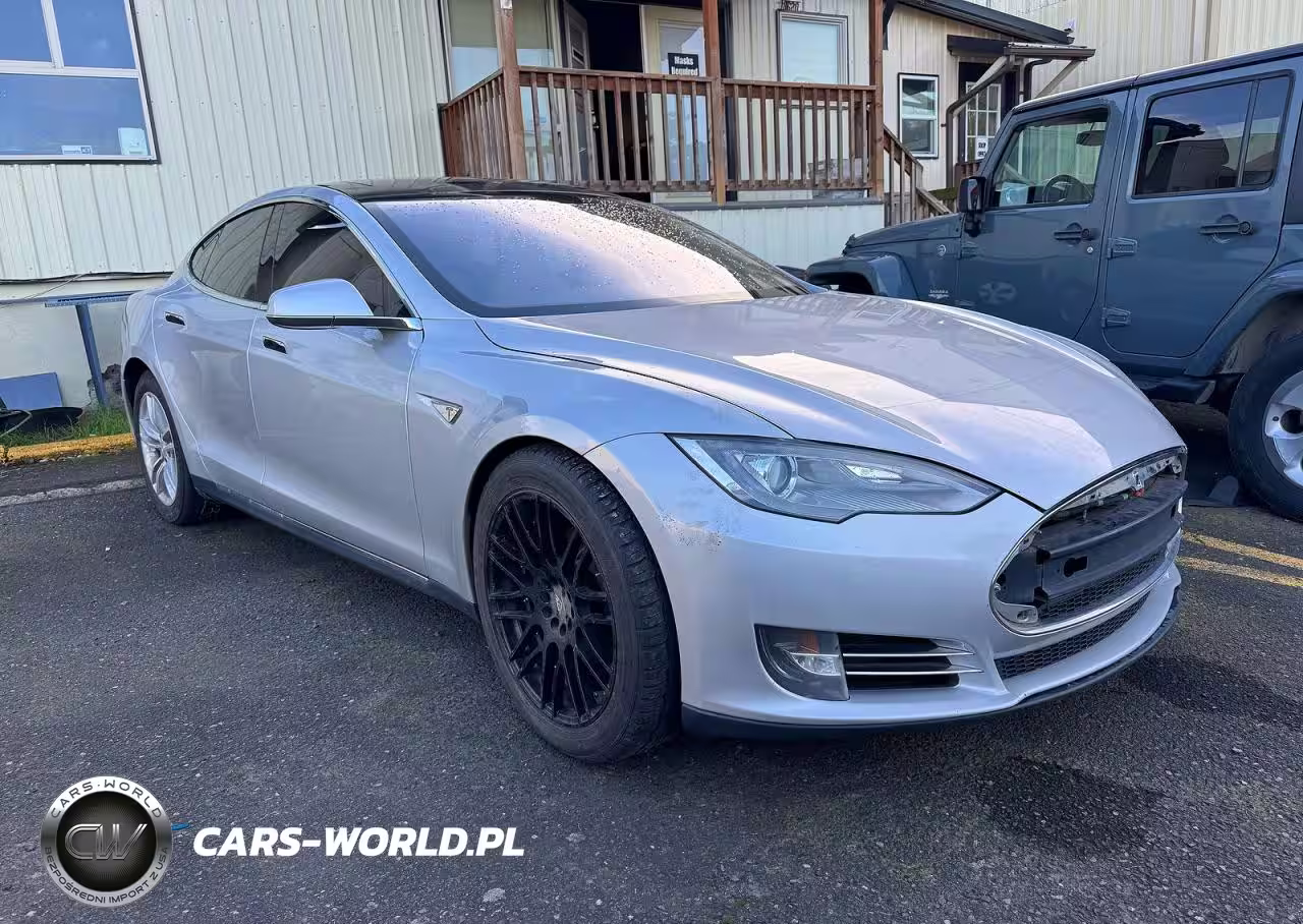 2013 Tesla Model S