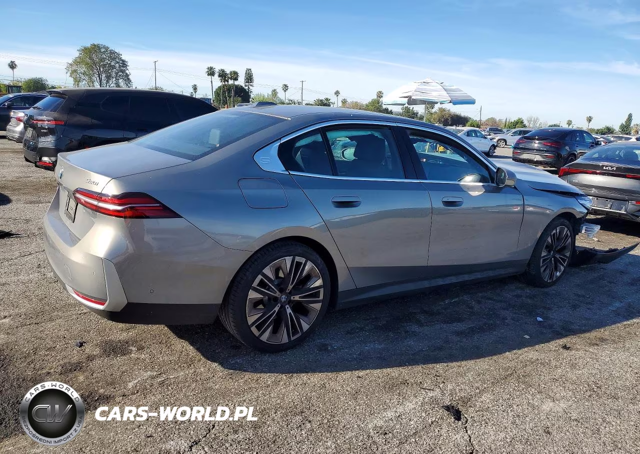 2025 BMW 530 I VIN:WBA43FJ04SCT22729 - 3