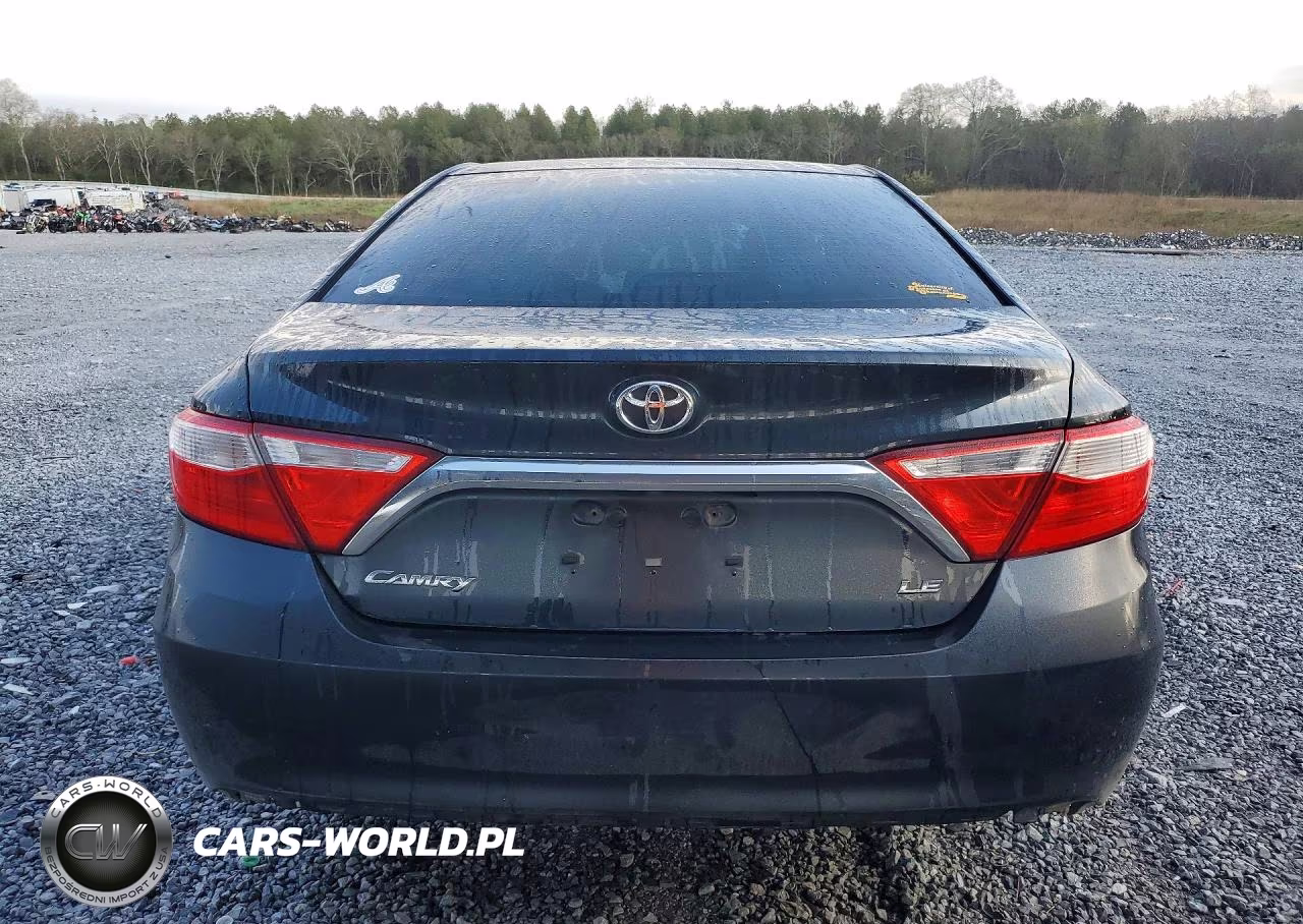 2015 Toyota Camry Le VIN:4T1BF1FK3FU946841 - 6