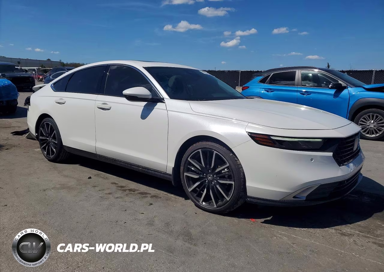 2024 Honda Accord Touring Hybrid VIN:1HGCY2F81RA008809 - 4