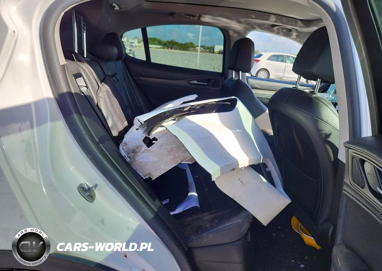 2019 Alfa Romeo Stelvio Ti VIN:ZASPAKBN9K7C43811 - 10