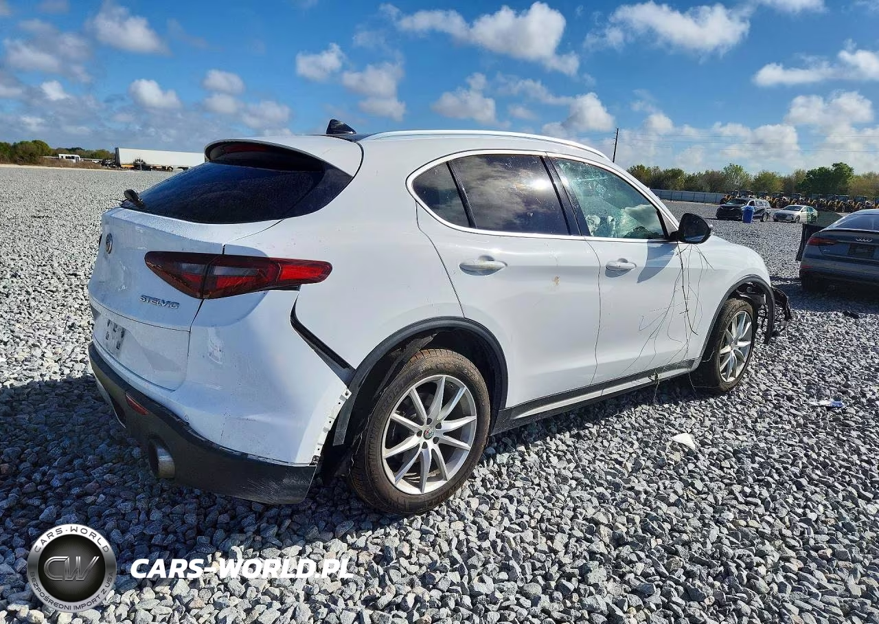 2019 Alfa Romeo Stelvio Ti VIN:ZASPAKBN9K7C43811 - 3