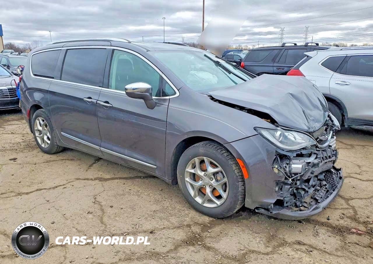 2019 Chrysler Pacifica Limited VIN:2C4RC1GG3KR703897 - 4