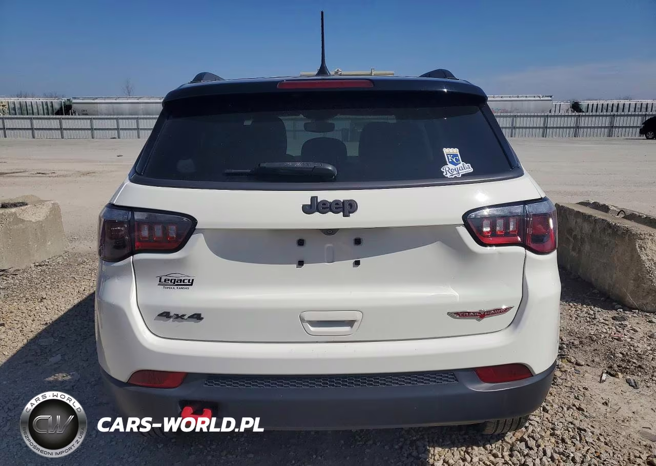 2018 Jeep Compass Trailhawk VIN:3C4NJDDB4JT163261 - 6