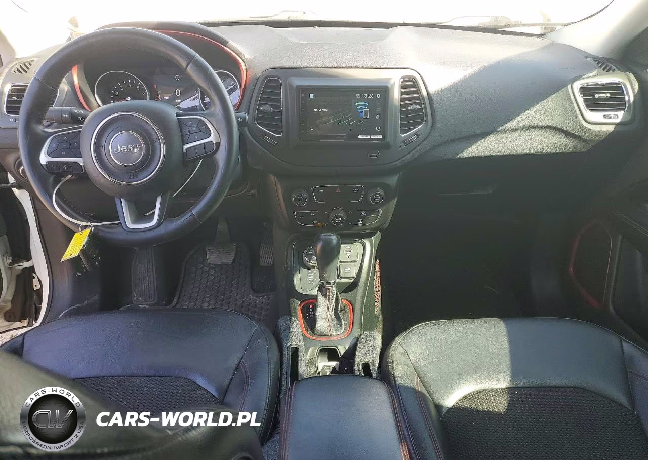 2018 Jeep Compass Trailhawk VIN:3C4NJDDB4JT163261 - 8