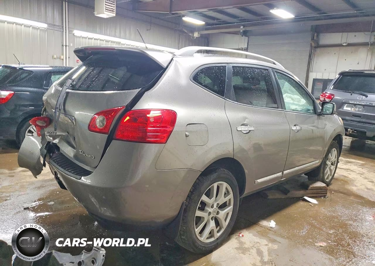 2012 Nissan Rogue S VIN:JN8AS5MV6CW414391 - 3
