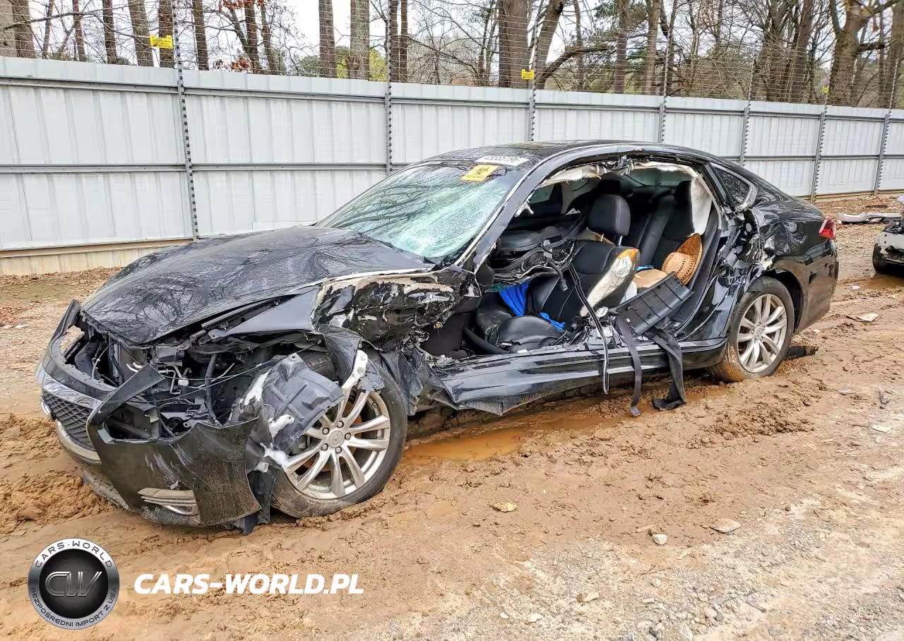 2017 Infiniti Q70 3.7