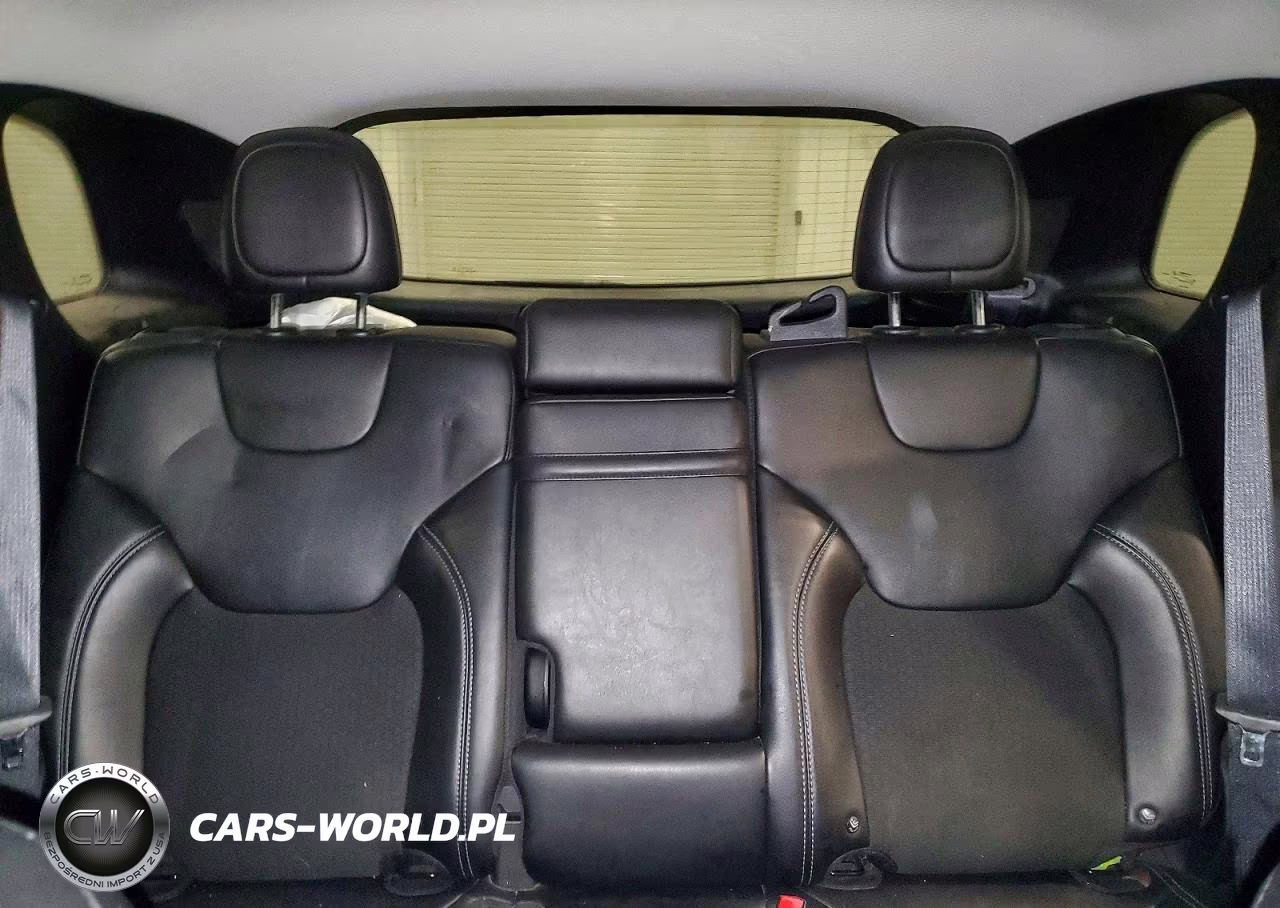 2019 Jeep Cherokee Latitude Plus VIN:1C4PJMLB8KD177231 - 10