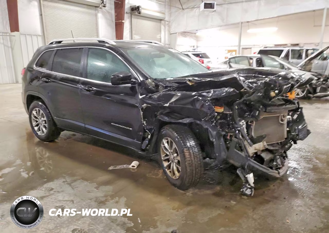 2019 Jeep Cherokee Latitude Plus VIN:1C4PJMLB8KD177231 - 4