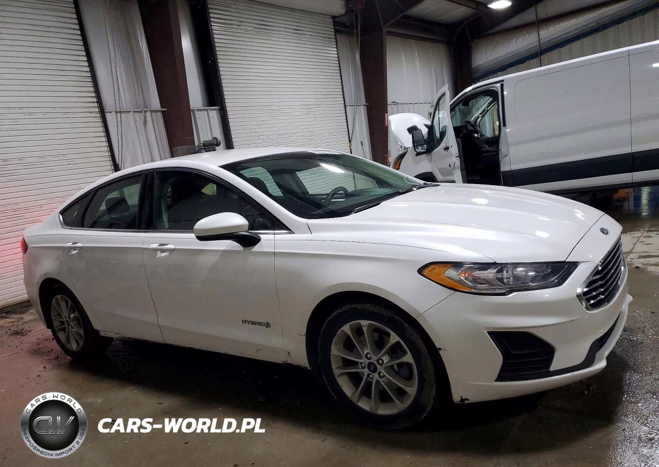 2019 Ford Fusion Se VIN:3FA6P0LU1KR158201 - 4