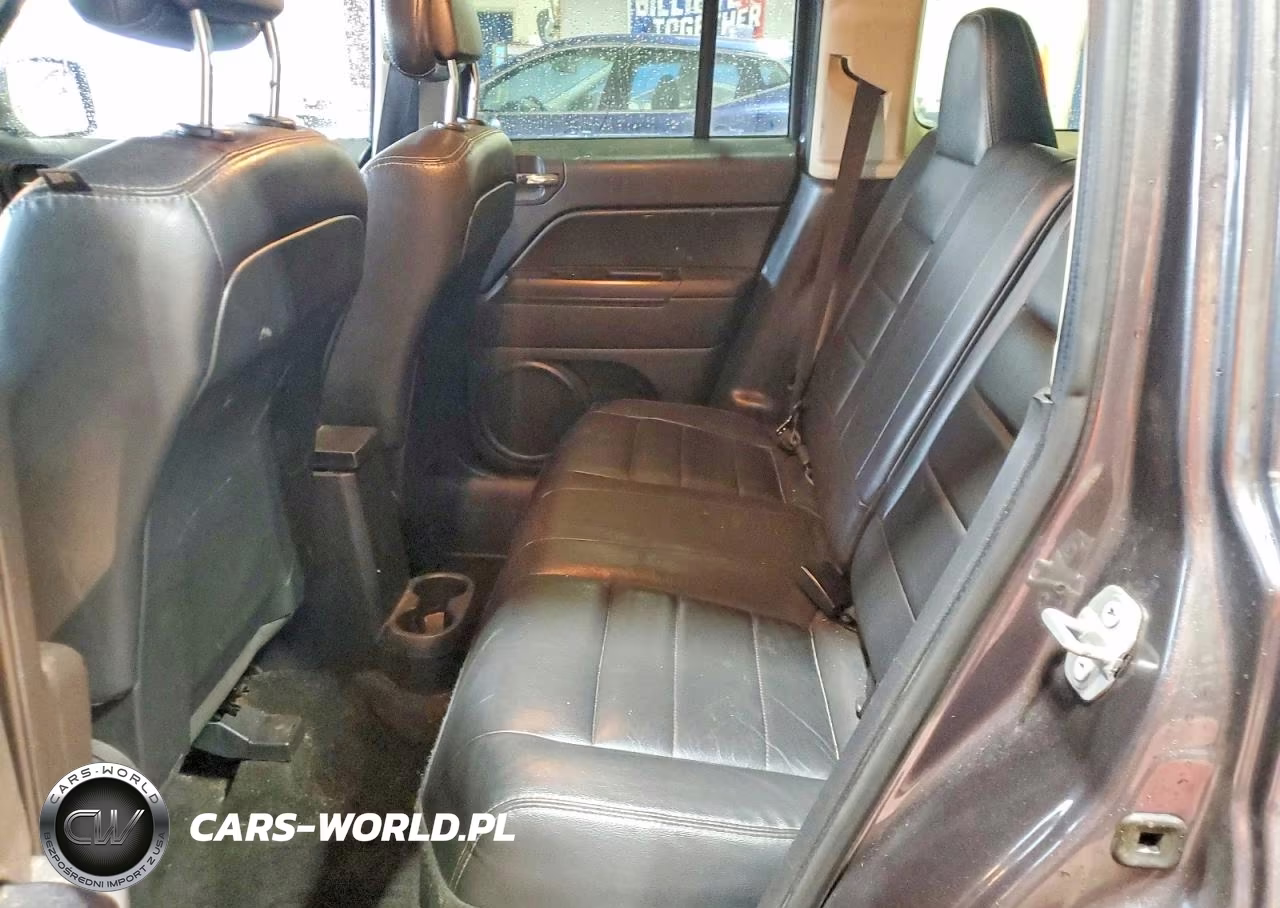 2016 Jeep Patriot Latitude VIN:1C4NJRFB3GD523791 - 11
