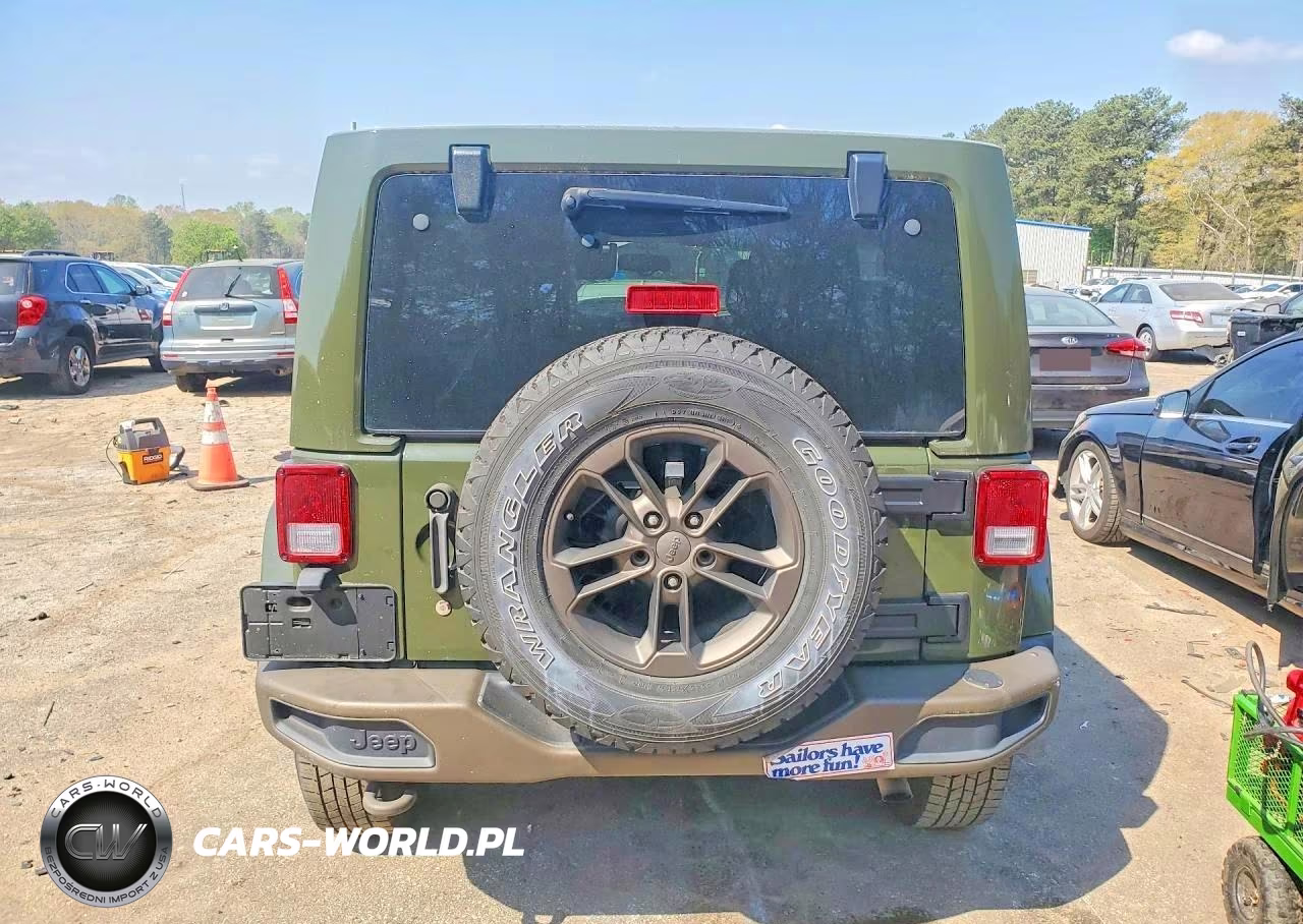 2016 Jeep Wrangler Unlimited Sahara VIN:1C4HJWEG4GL228181 - 6