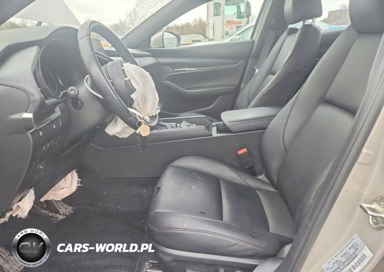 2023 Mazda 3 Preferred VIN:JM1BPALM7P1601189 - 7