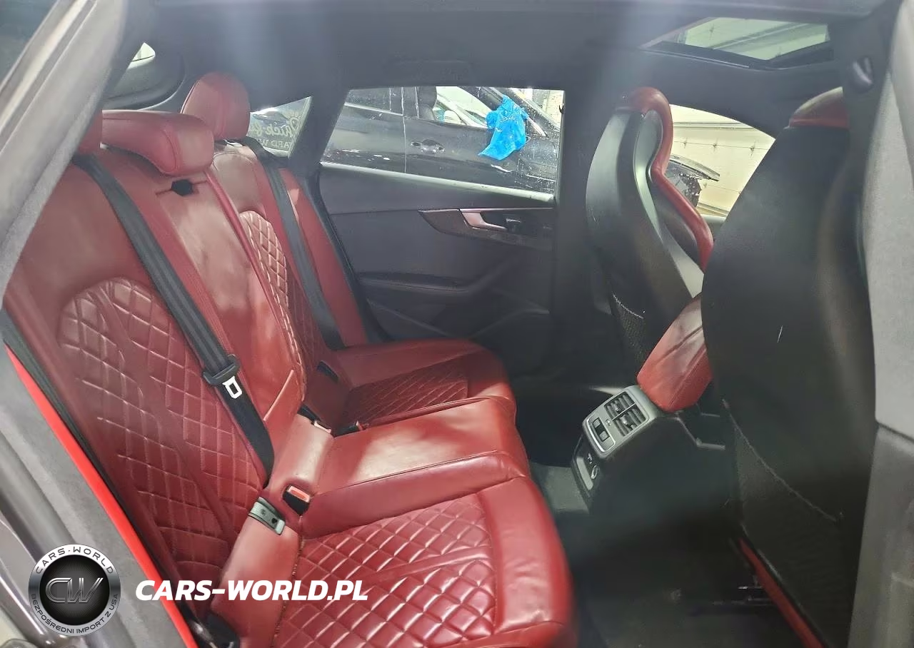 2022 Audi S5 Premium Plus VIN:WAUC4CF5XNA011978 - 10