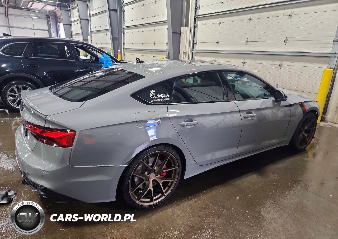 2022 Audi S5 Premium Plus VIN:WAUC4CF5XNA011978 - 3