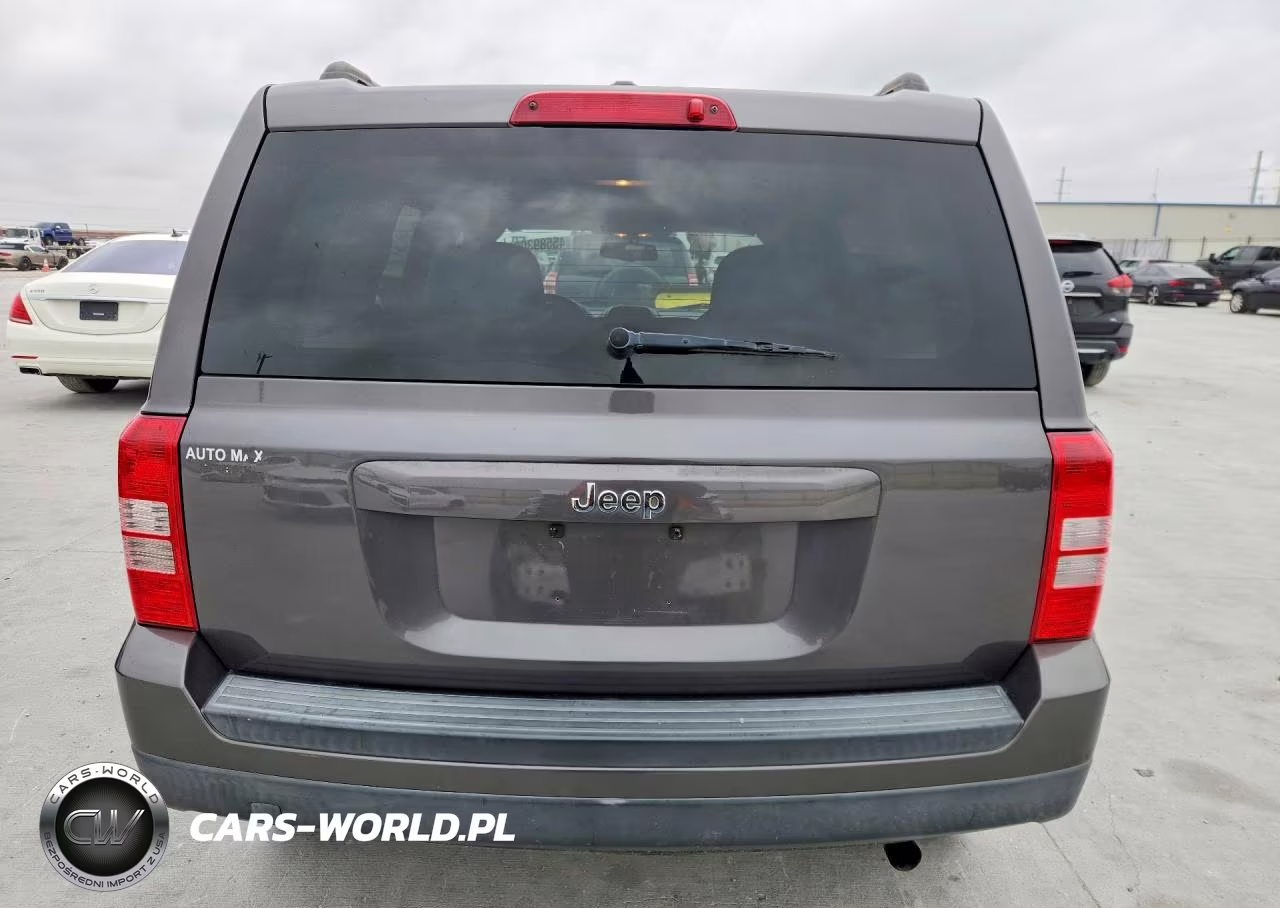 2016 Jeep Patriot Sport VIN:1C4NJPBB6GD576415 - 6