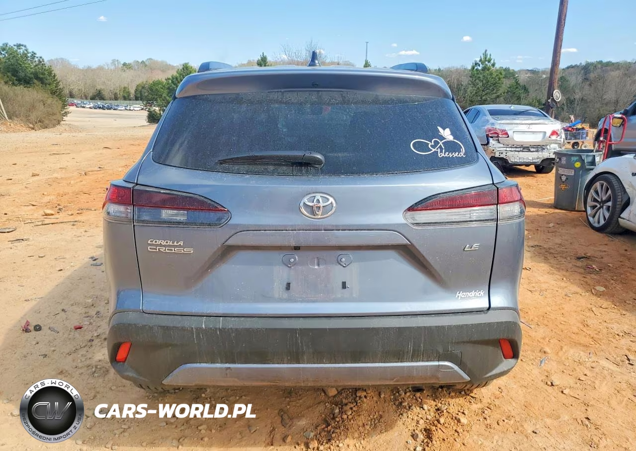 2026 Toyota Corolla Cross Le VIN:7MUCAAAG4TV164922 - 6