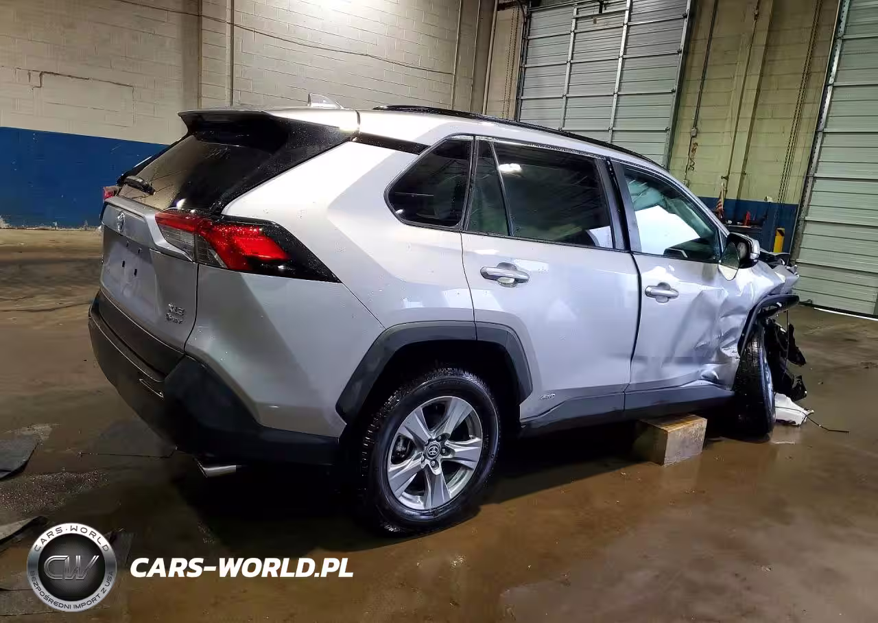 2025 Toyota Rav4 Hybrid Xle VIN:4T3RWRFV1SU189432 - 3
