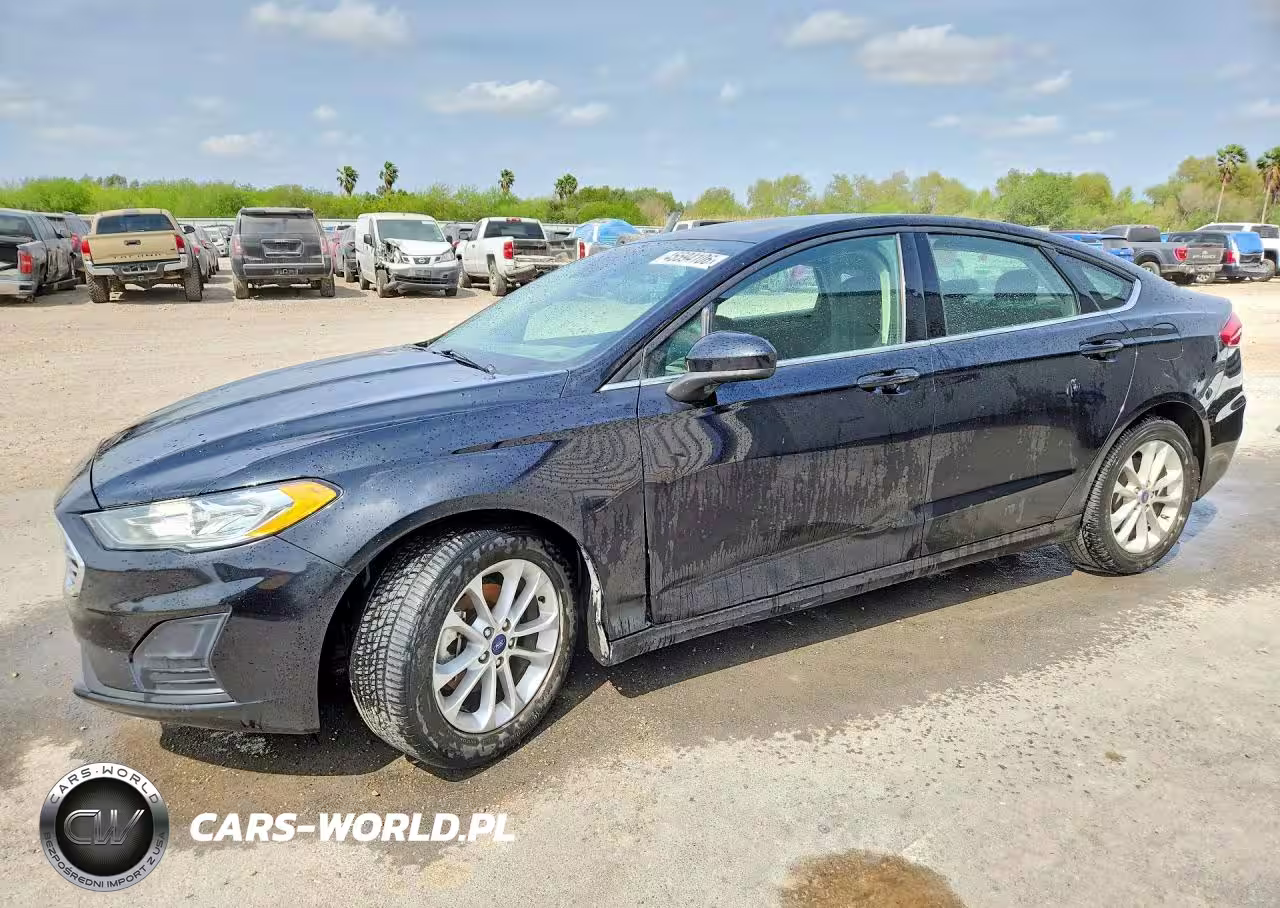 2020 Ford Fusion Se