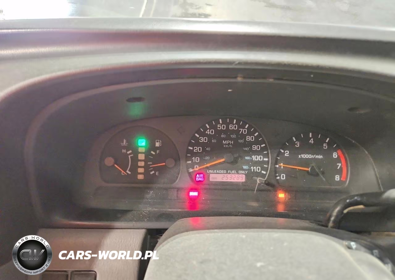 2000 Nissan Frontier Xe VIN:1N6DD21S5YC324988 - 9