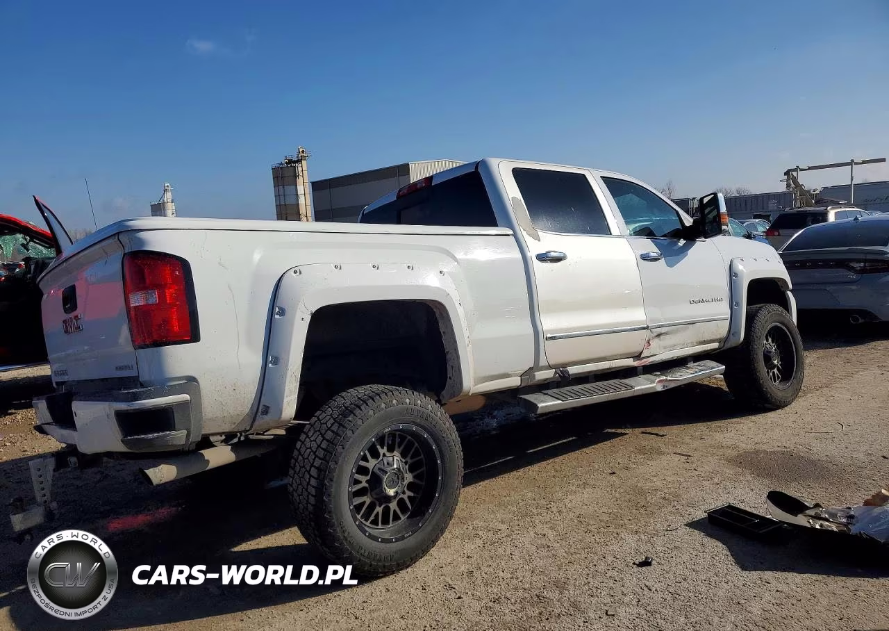 2017 GMC Sierra K2500 Denali VIN:1GT12UEG9HF172192 - 3