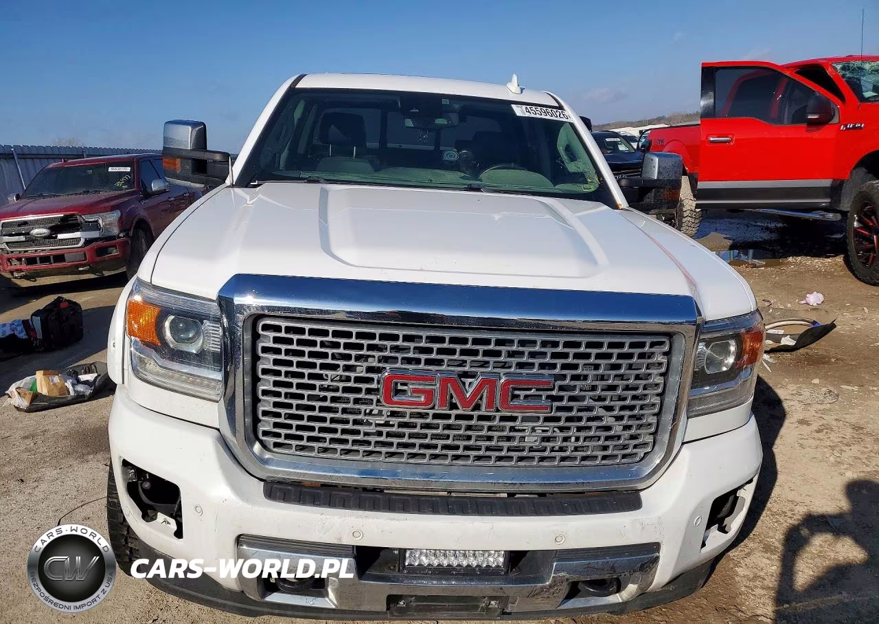 2017 GMC Sierra K2500 Denali VIN:1GT12UEG9HF172192 - 5