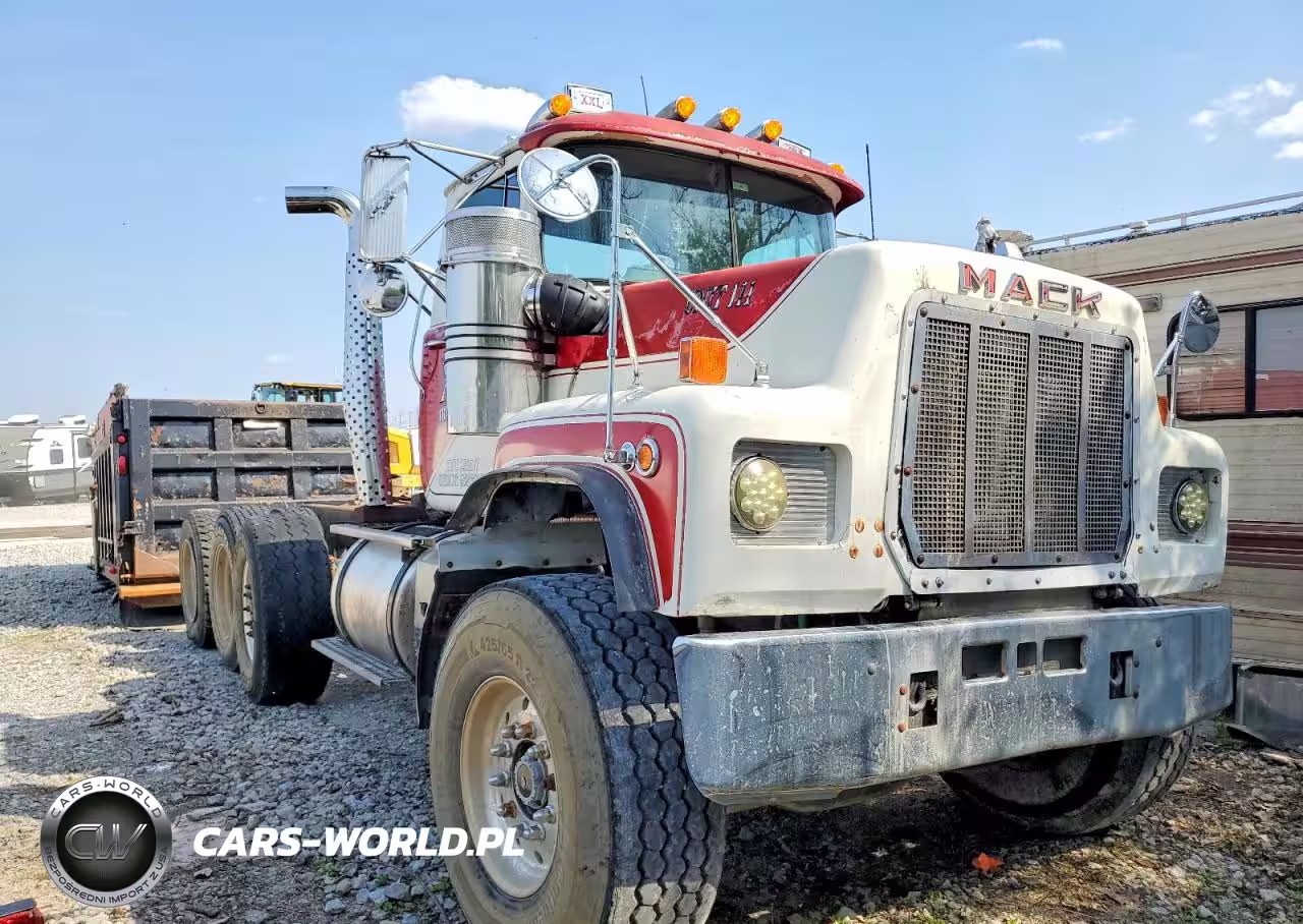1985 Mack 600 Rs600