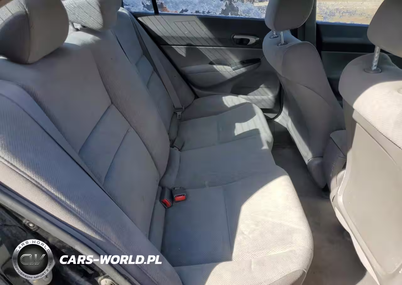 HONDA CIVIC LX VIN:2HGFA1F58AH303252 - 10