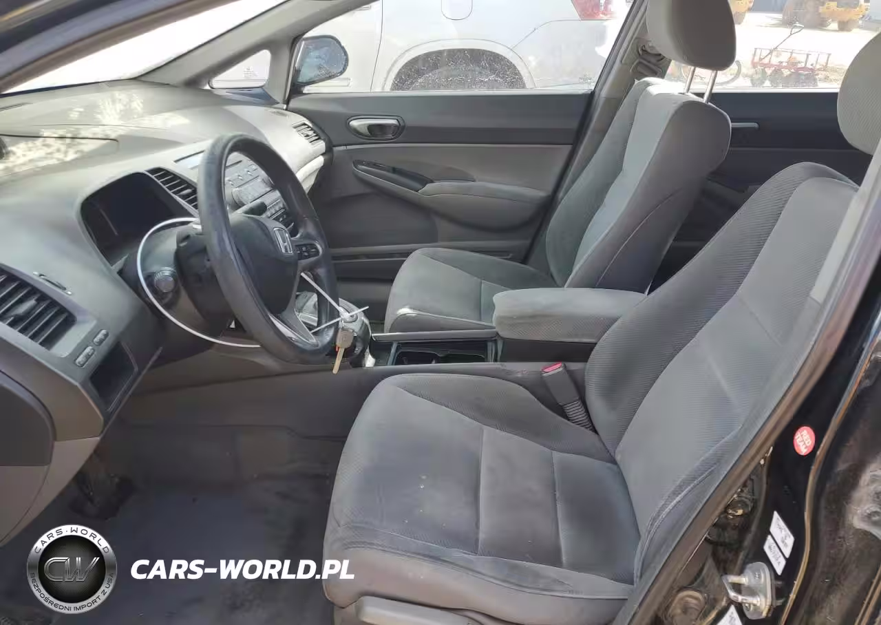 HONDA CIVIC LX VIN:2HGFA1F58AH303252 - 7